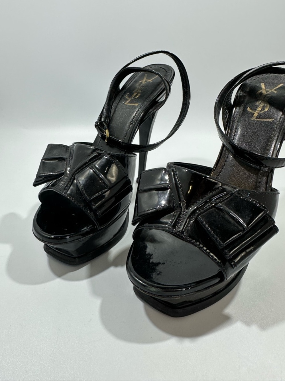 Yves Saint Laurent YSL Tribute Y Bow Black Patent Leather Platform Sandals 38.5